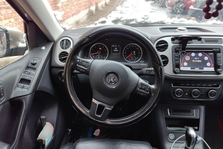 Used Volkswagen Tiguan L 2015 1.8TSI Automatic Two-Wheel Drive Luxury Model
