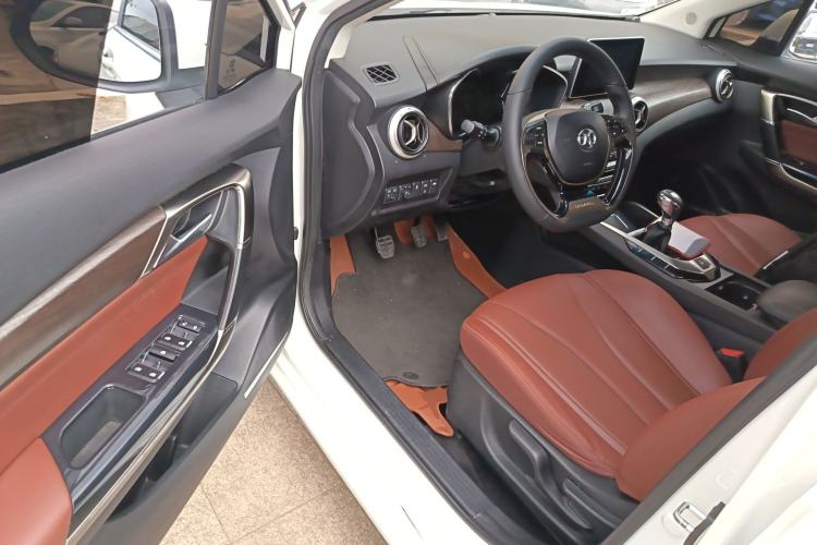 Used BAIC Senova D50 2019 1.5L Manual Prestige Version China V Driver Seat