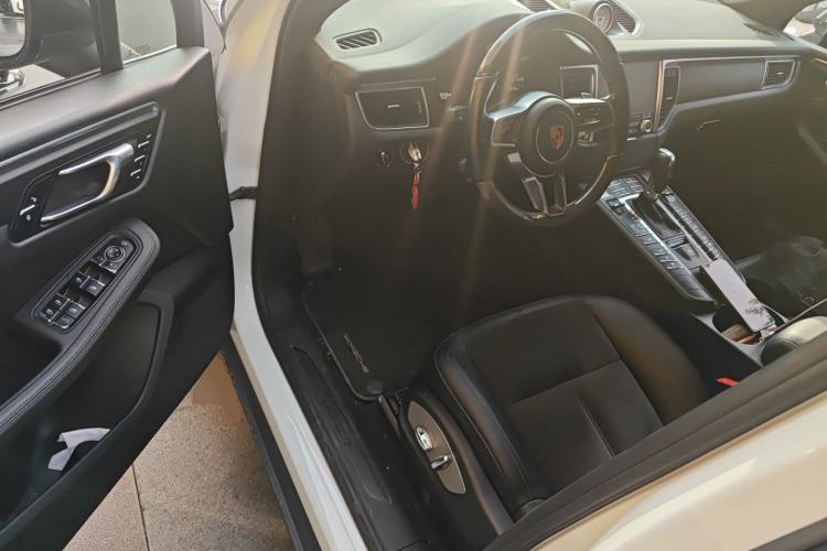 Used Porsche Macan 2017 Macan 2.0T Driver Seat