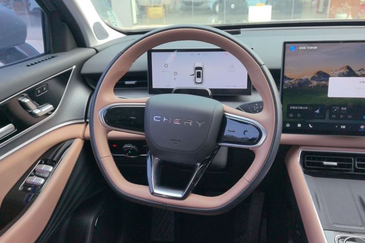 Used Chery Tiggo 8 L 2024 2.0T Two-Wheel Drive Prestige Version 5 Seats