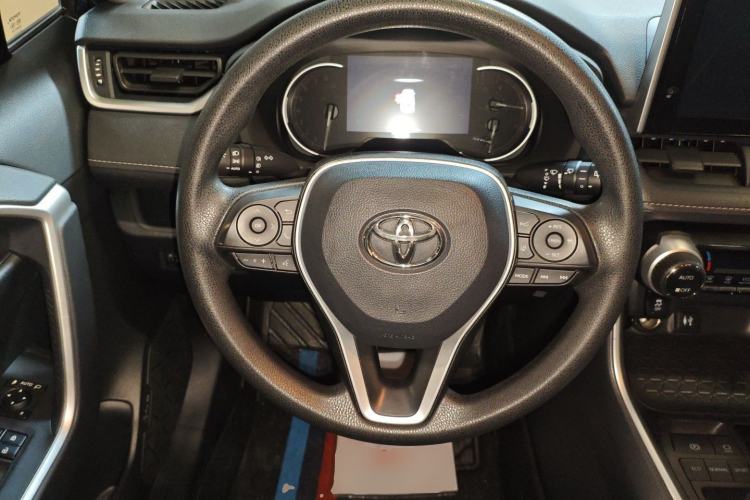 Used Toyota RAV4 2022 2.0L CVT Two-Wheel Drive Fashion Edition
