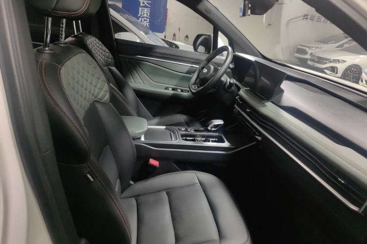 Used Geely Auto Haoyue L 2023 2.0T DCT Prestige Edition

