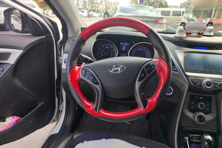 Used Hyundai Elantra (5th Generation / Langdong) 2015 1.6L Automatic Leading Model
