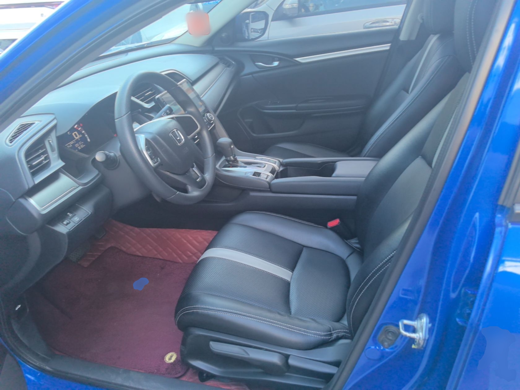 Interior delantero