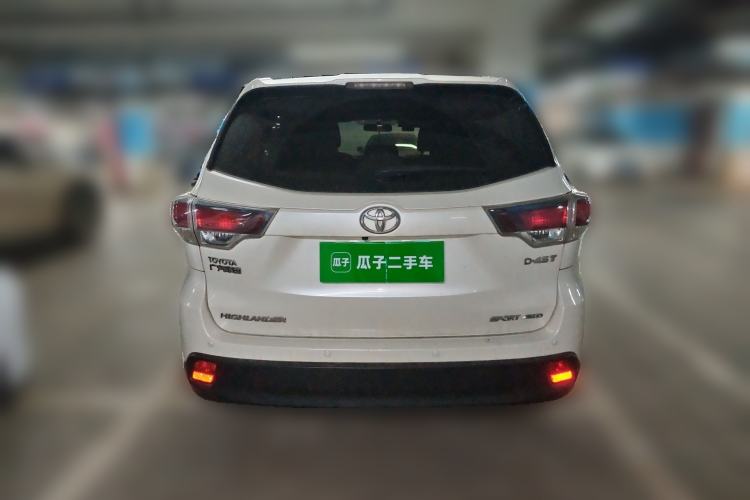 Used Toyota Highlander 2015 2.0T Four-Wheel Drive Luxury Edition 7-Seater Rear