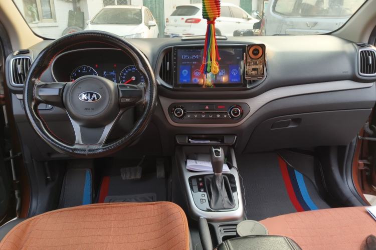 Used Kia KX3 2017 1.6L Automatic Aoya Version Center Console