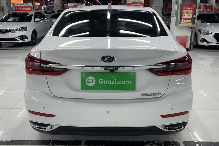 Used Ford Escort 2021 1.5L Automatic Diamond Edition Exterior 4