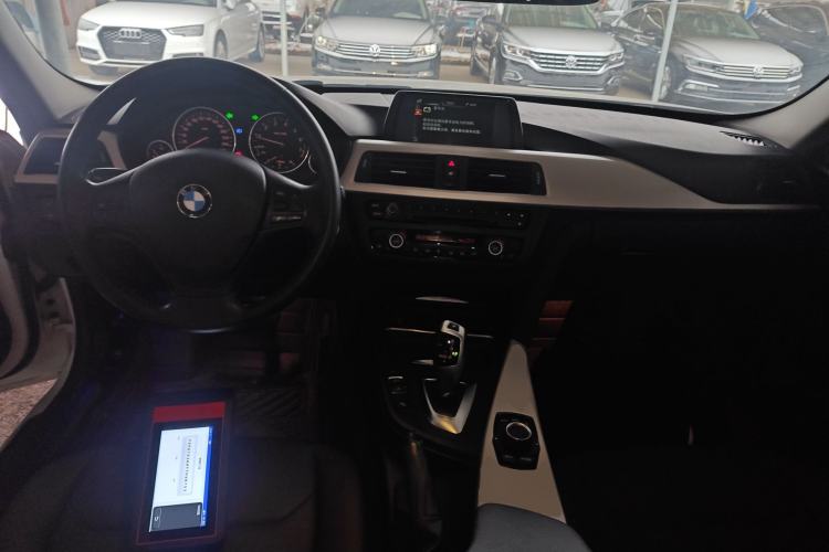 Used BMW 3 Series 2015 320Li Luxury Edition Fashion Model
