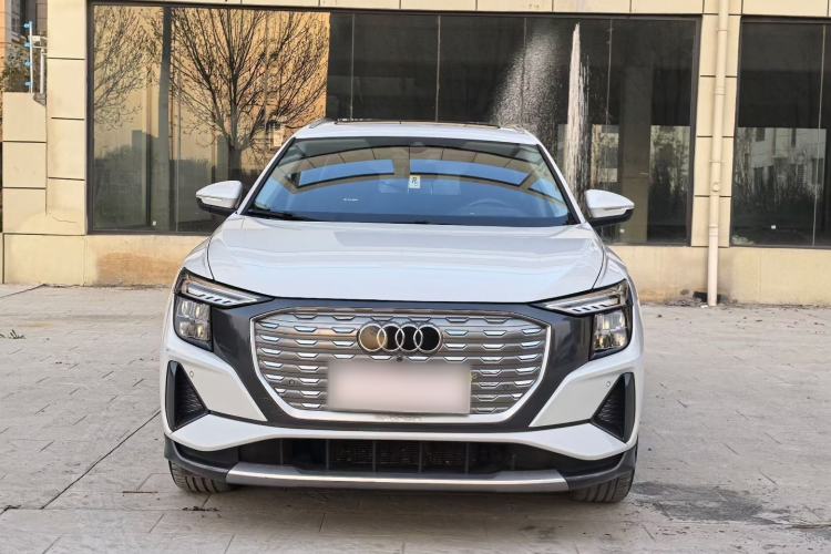 Used Audi Q5 e-tron 2023 40 e-tron Shining Edition Brocade Suit
