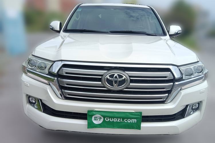 Used Toyota Land Cruiser 2018 4.6L GX-R Middle East
