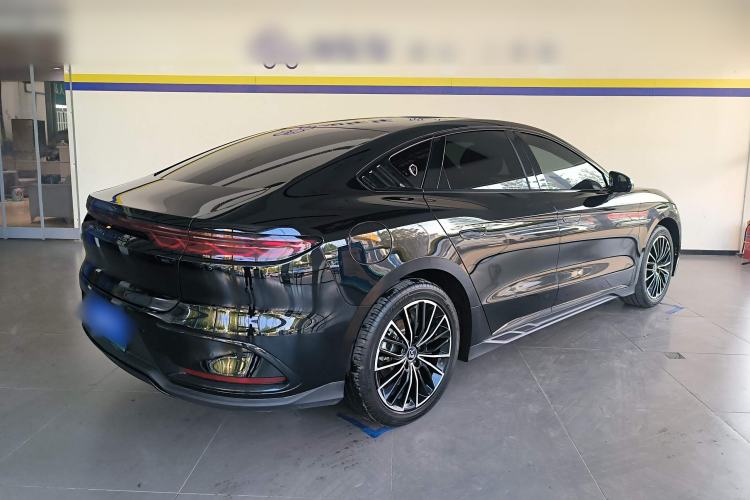 Used BYD Han 2024 EV Glory Edition 506KM Front-Wheel-Drive Premium Model