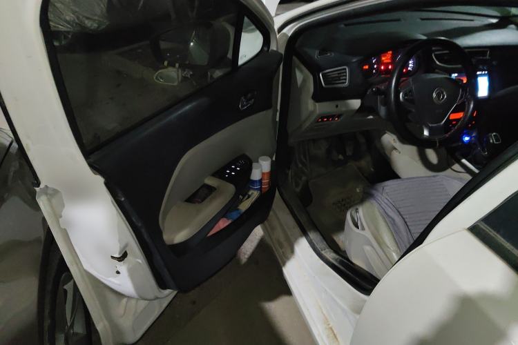 Used Dongfeng Aeolus L60 2015 1.8L Manual New Enjoyment Version
