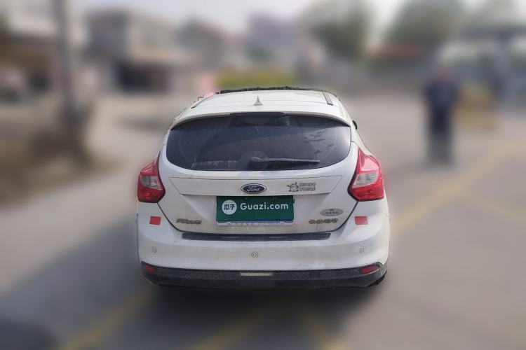 Used Ford Focus 2012 Hatchback 1.6L Manual Fashion Edition