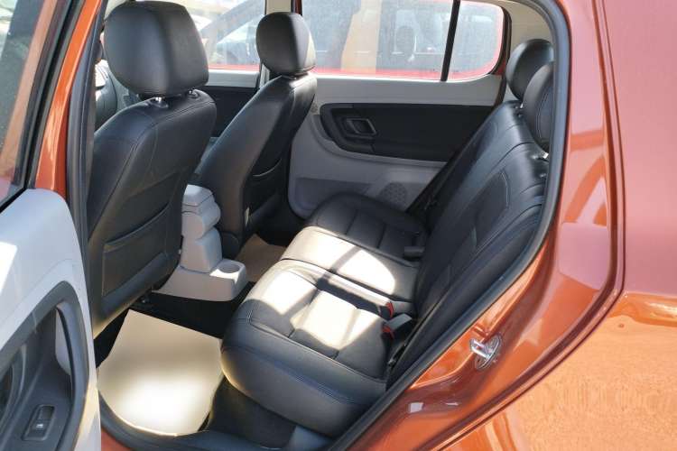 Used Skoda Fabia 2014 1.6L Automatic Crystal Edition
