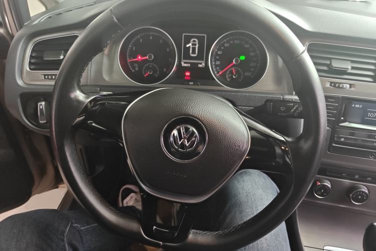 Used Volkswagen Golf 2015 1.4TSI Automatic Comfort Model