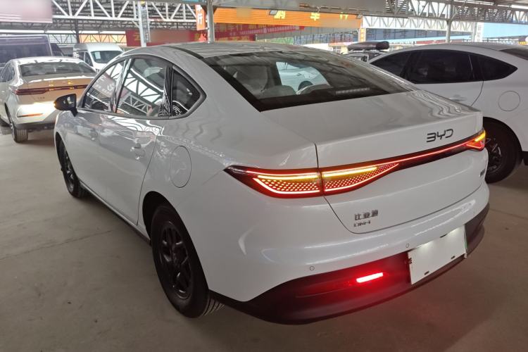 Used BYD Seal 05 DM-i 2025 DM-i Smart Drive 55KM Luxury Model Exterior 2