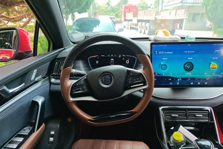 Used BYD Tang New Energy 2021 DM 2.0T Four-Wheel Drive High-Performance Flagship Model Steering Wheel