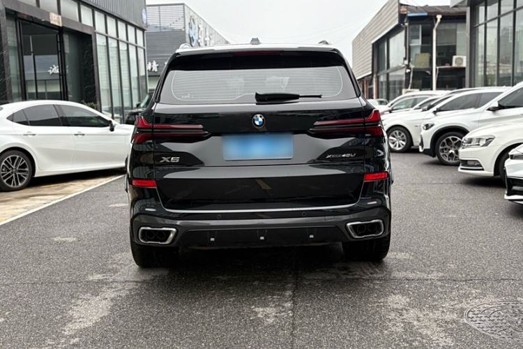 Used BMW X5 2023 xDrive 40Li M Sport Night Edition Package