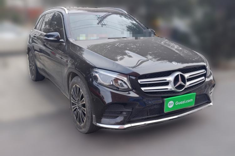 Used Mercedes-Benz GLC 2019 GLC 260 L 4MATIC Dynamic Model Front Right 45 Deg