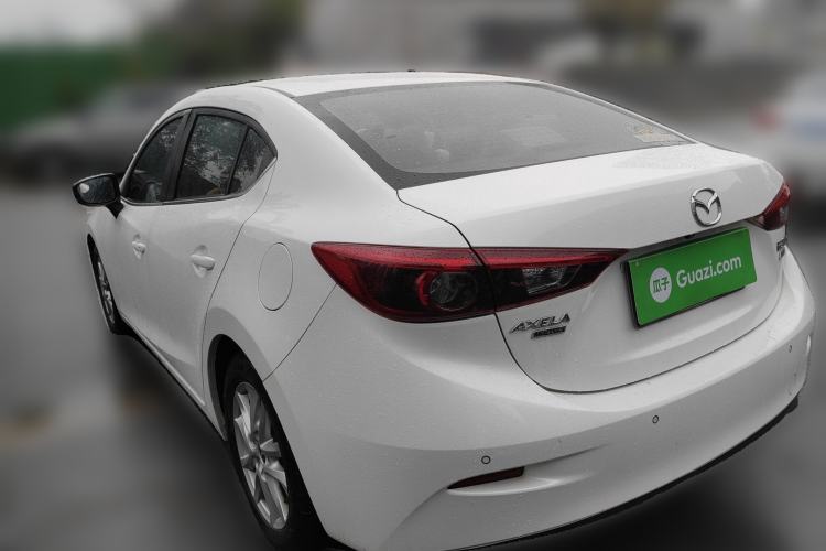 Used Mazda 3 Axela 2019 Cloud-Controlled Sedan 1.5L Automatic Luxury Model China VI Standard
