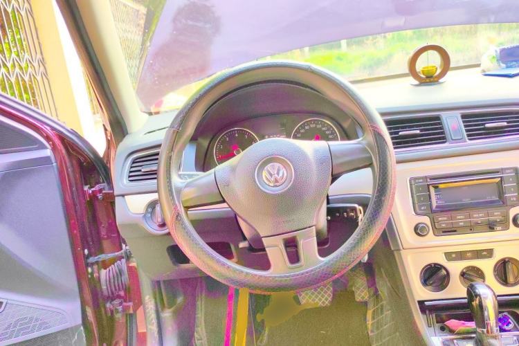 Used Volkswagen Lavida 2013 Restyled Classic 1.6L Automatic Comfort Edition
