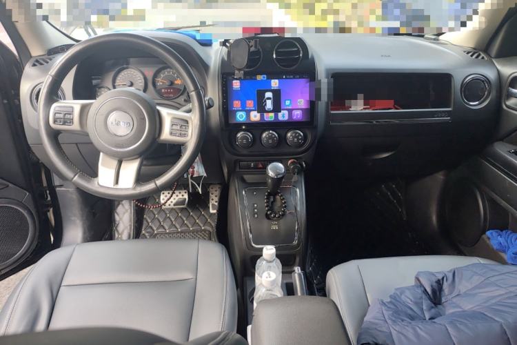 Used Jeep Patriot 2014 2.4L Sport Edition Center Console