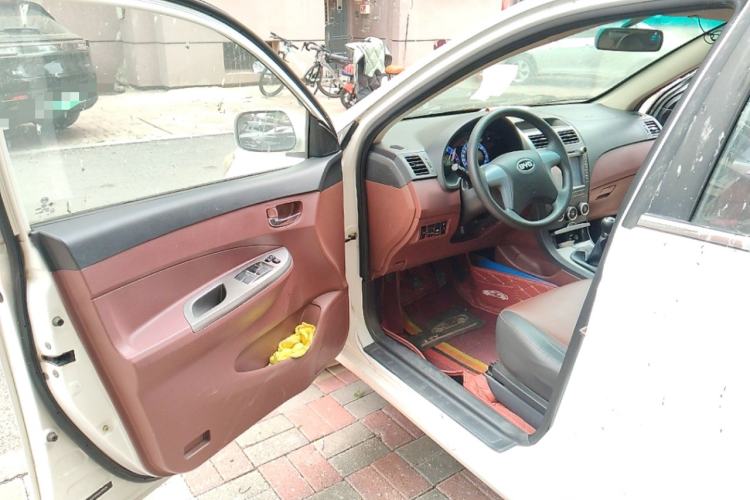 Used BYD L3 2015 Energy-Efficient Model 1.5L Manual Comfort Edition
