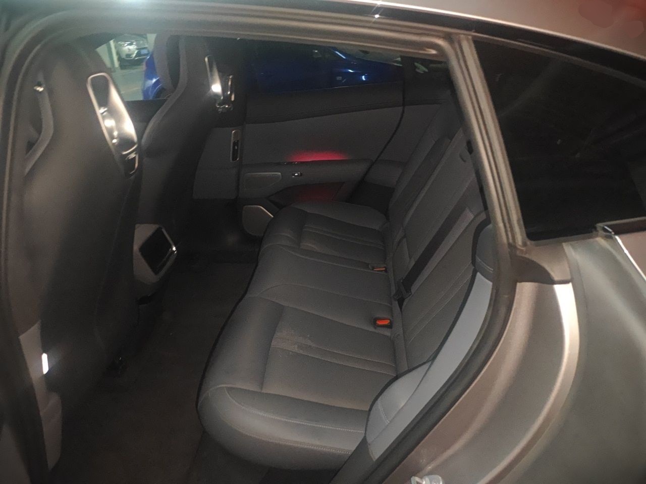 Xiaomi Auto YU7 2025 Ultra-Long Range High-Performance All-Wheel-Drive Max Edition — снимка 17