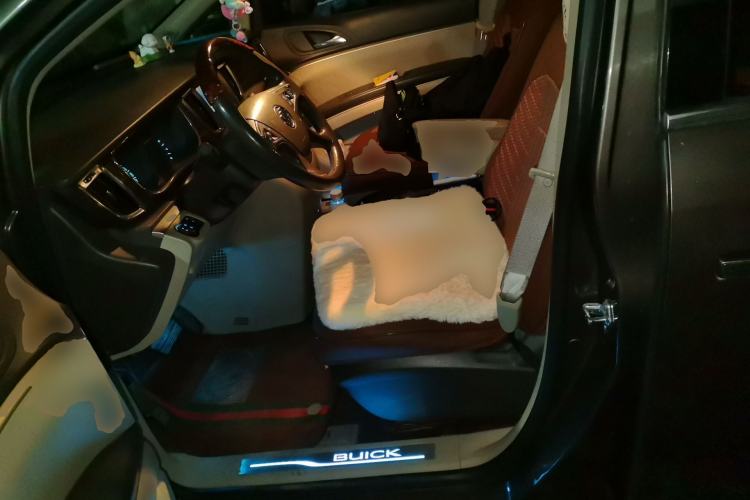 Used Buick GL8 2011 3.0L XT Luxury Business Flagship Edition Left Front Seat