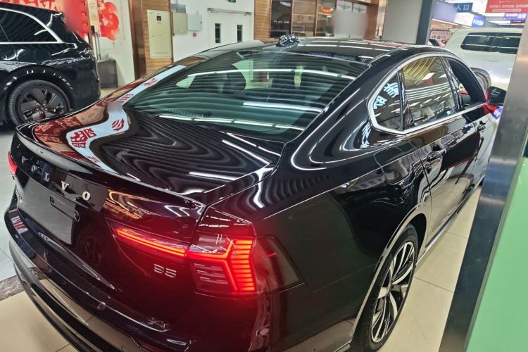 Used Volvo S90 2026 B5 Zhiyi Luxury Edition