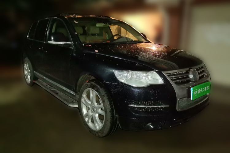 Used Volkswagen Touareg 2007 3.6L Luxury Model Front Right 45 Deg