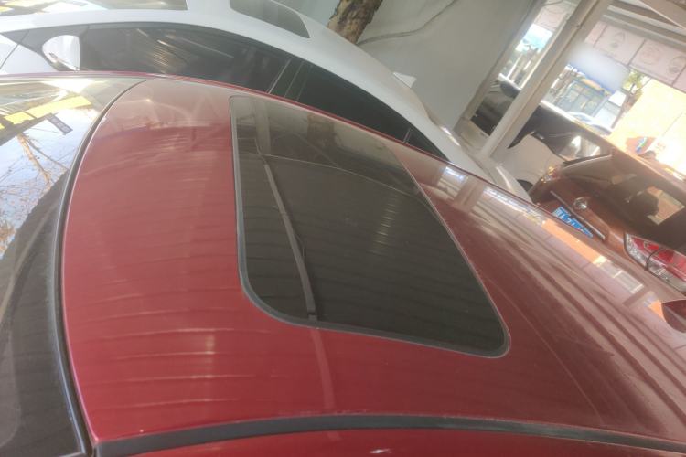 Used Nissan Tiida 2021 1.6L CVT Cool Edition
