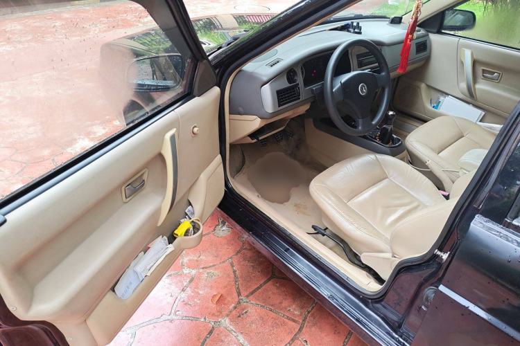 Used Volkswagen Santana Vista 2008 1.8L Manual Comfort Edition Driver Seat