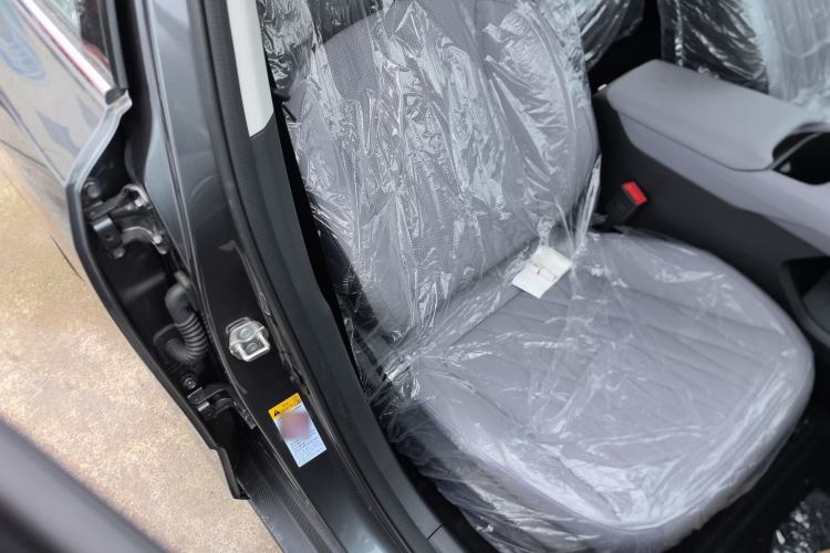 Used CHANGAN Eado PHEV 2025 Smart New Blue Whale 145KM Battleship Edition Right Front Seat