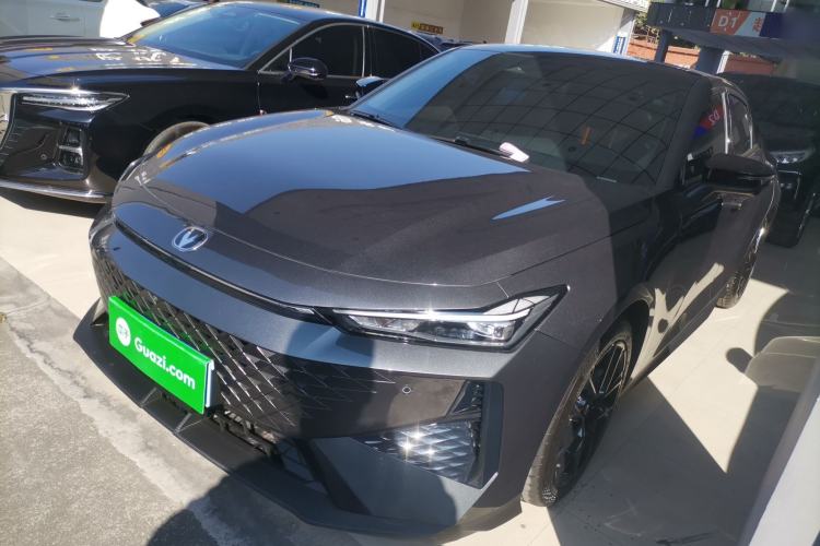 Used Changan UNI-V 2024 1.5T Prestige Edition