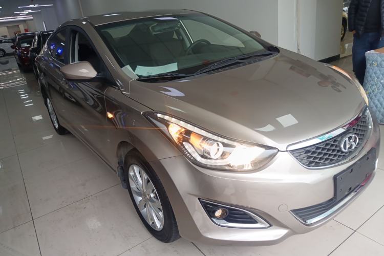 Used Hyundai Elantra (5th Generation / Langdong) 2016 1.6L Automatic Smart Version