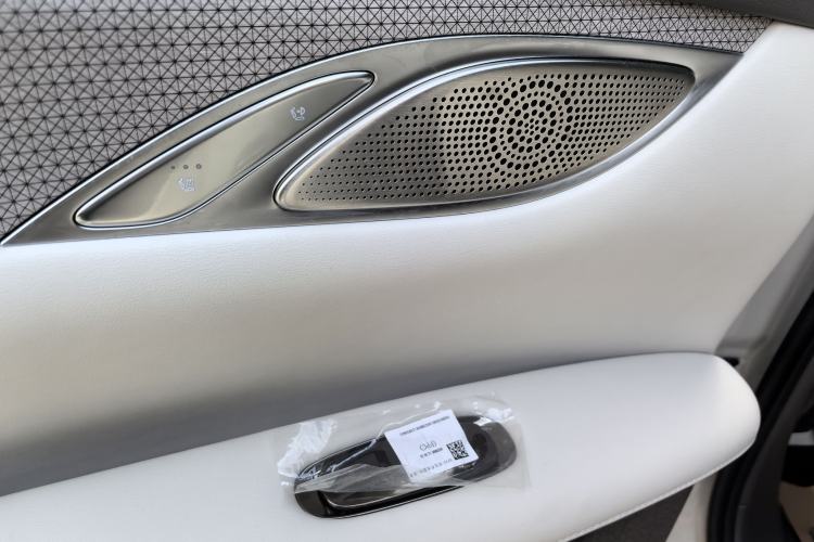 Used IM LS7 2023 90 kWh Elite Rear-Drive Version