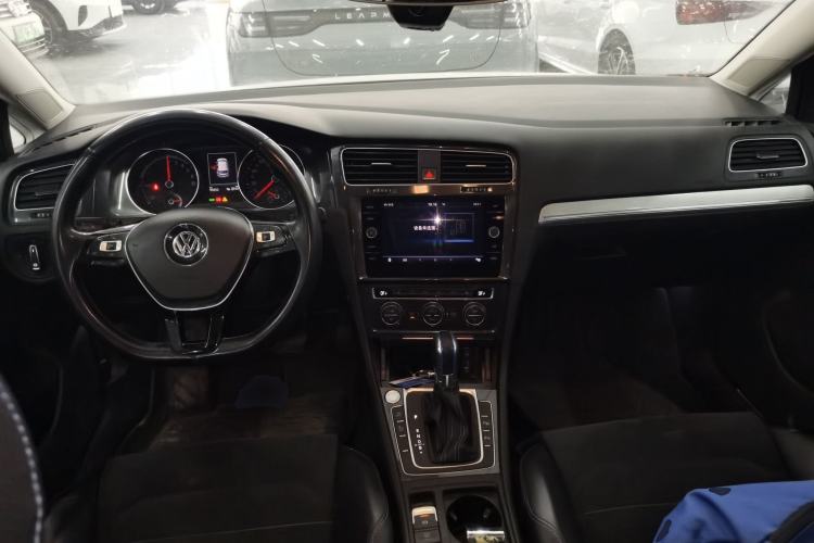 Used Volkswagen Golf Pure Electric 2020 Chariot Pro Center Console