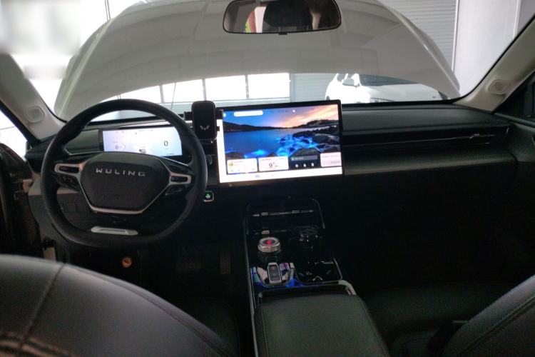 Used Wuling Xingguang 2024 Co-Creation Edition 510 Advanced Model