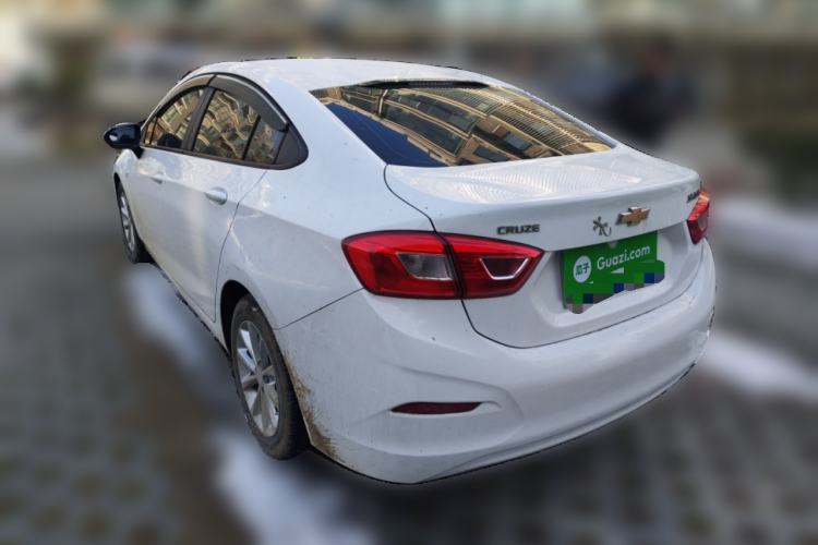 Used Chevrolet Cruze 2017 1.5L Automatic Pioneer Sunroof Edition