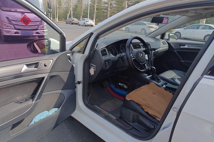 Used Volkswagen Golf 2015 1.4TSI Automatic Comfort Model