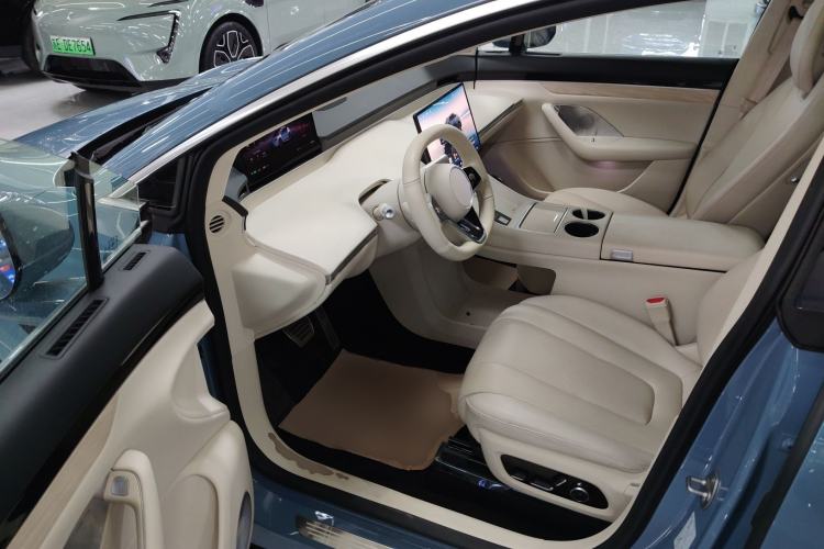 Used Hima Luxeed R7 2024 All-Electric 736 km Ultra