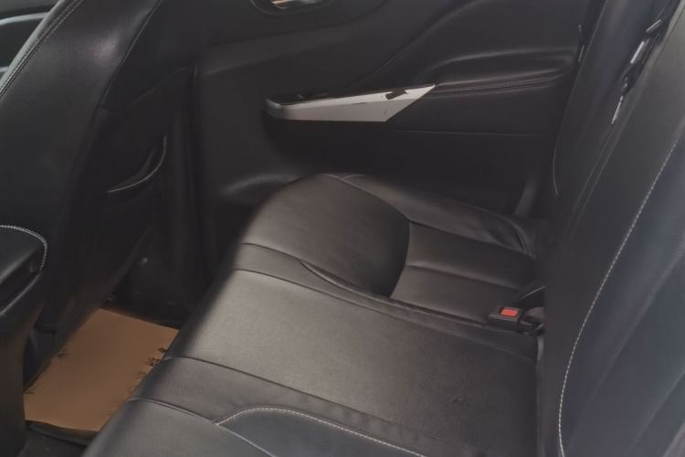 Used Dongfeng Ruichi 6 2019 2.5T Manual 4x4 Diesel Standard Version ZD25T5