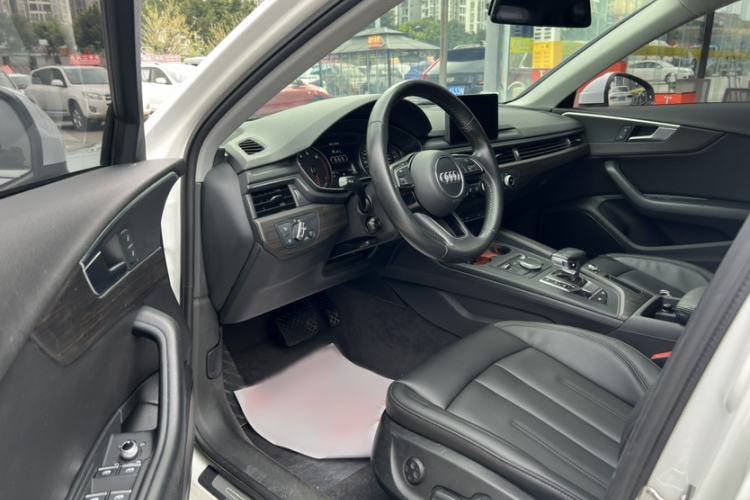 Used Audi A4L 2018 30th Anniversary Edition 40 TFSI Trendy Model