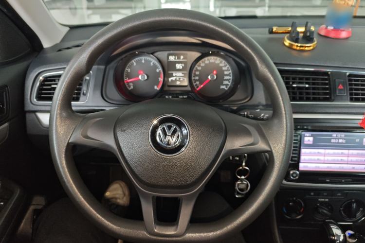 Used Volkswagen Lavida 2017 1.6L Automatic Fashion Edition
