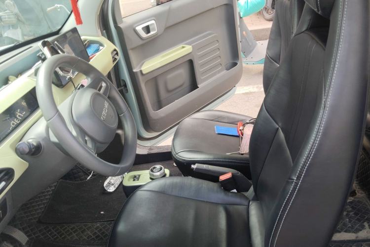 Used Geely Galaxy Panda 2023 Panda Mini 200km Endurance Bear Left Front Seat