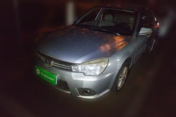 Used Soueast V3 Lingyue 2012 Revised Version 1.5L Manual Luxury Edition