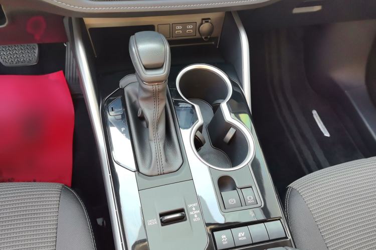 Used Toyota Highlander 2022 Dual-Engine 2.5L Two-Wheel Drive Elite Edition 5 Seats