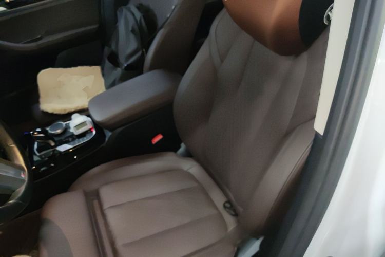 Used BMW X3 2022 Restyled xDrive25i M Sport Package Left Front Seat