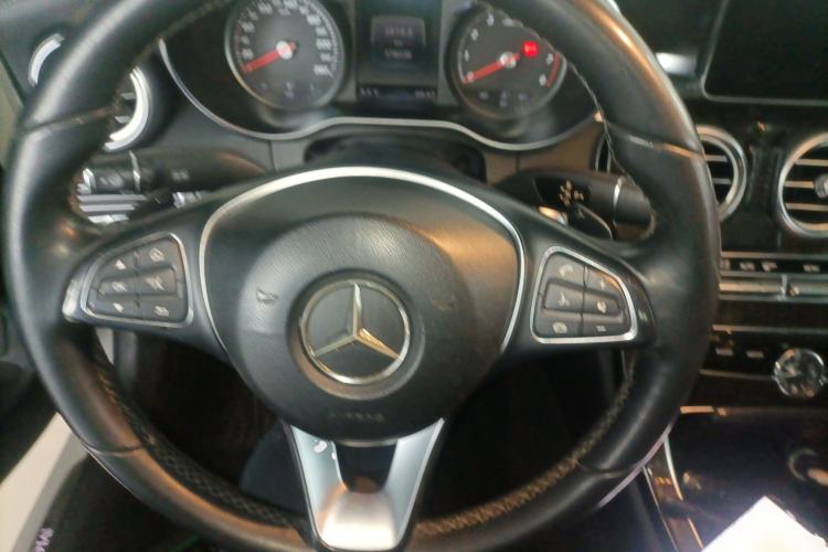 Used Mercedes-Benz C-Class 2015 C 200 L